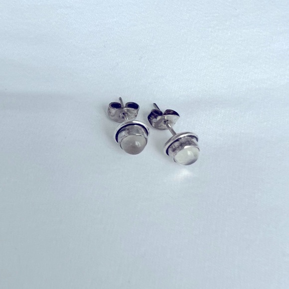 ❤️Sterling silver stud earrings - Picture 6 of 6